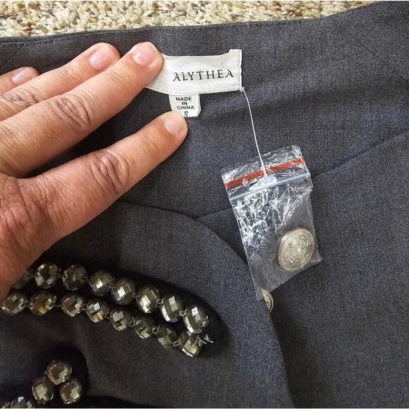Vintage NWT Alythea Vest Jeweled Embellished Silver Button Gray Size SM Jeweled - Picture 5 of 12